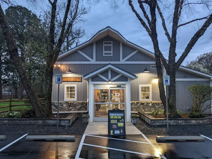 Easton Veterinary Clinic and Rehabilitation Center Picture 4