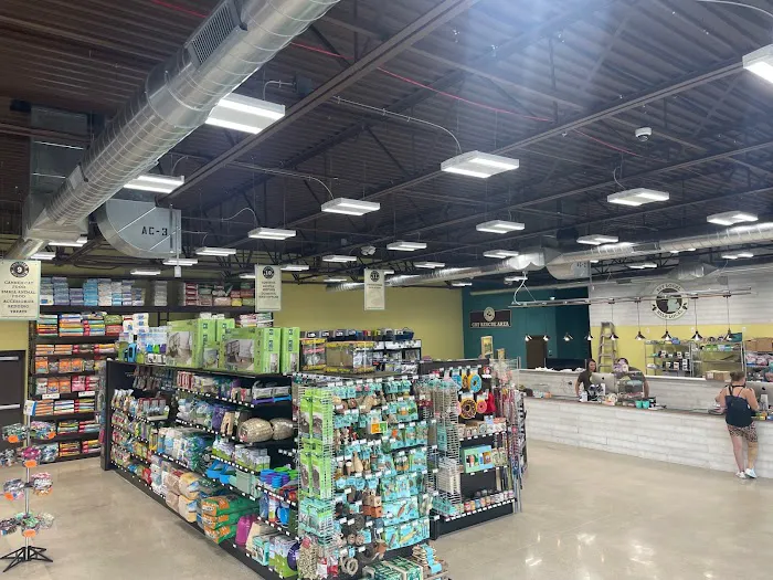 Premier Pet Supply Picture 2