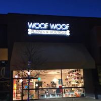 Woof Woof Puppies & Boutique ico