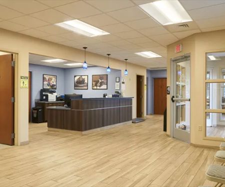 Rossmoyne Animal Hospital & Urgent Care Center