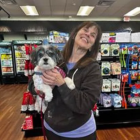 Earthwise Pet Supply & Grooming Spa-White Lake Picture 2