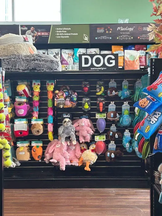 Earthwise Pet Supply & Grooming Spa-White Lake Picture 8