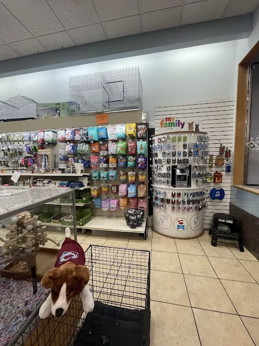 Pet City Pet Shops - Chapel Hills Mall, Colorado Picture 5