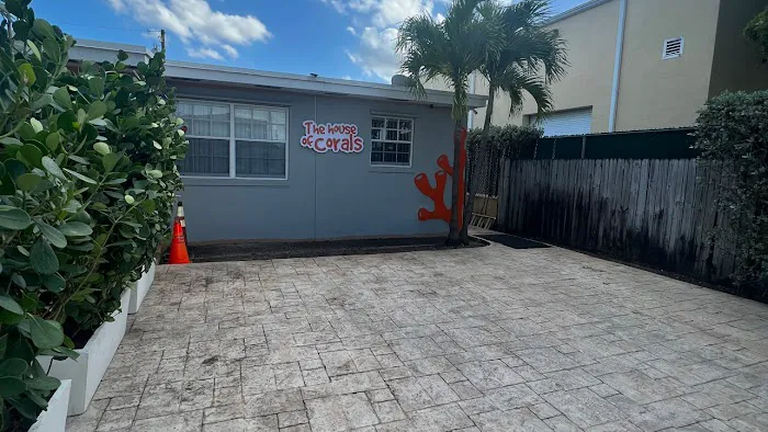 The House Of Fishes And Corals Picture 2