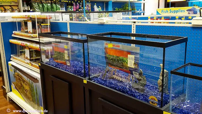 Pet Supermarket Picture 10