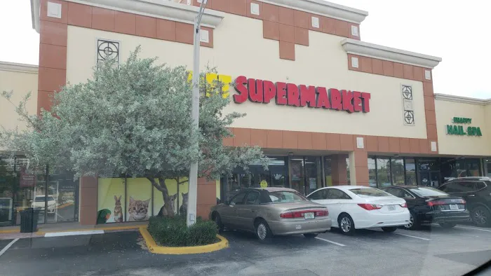 Pet Supermarket Picture 3