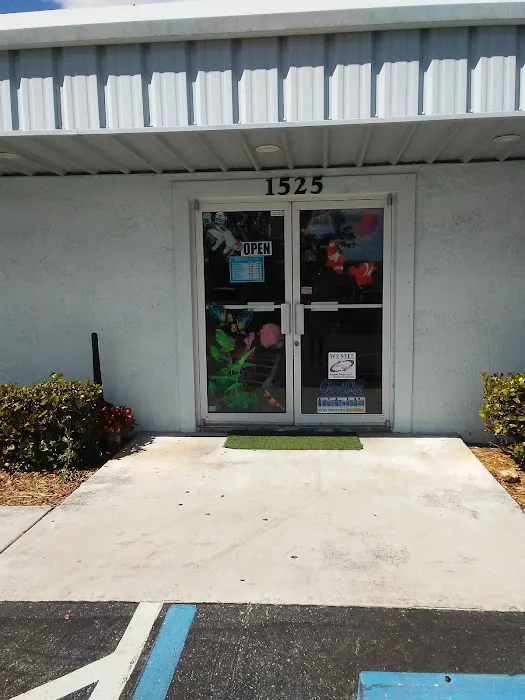 Alternative Pet Wearhouse Picture 1