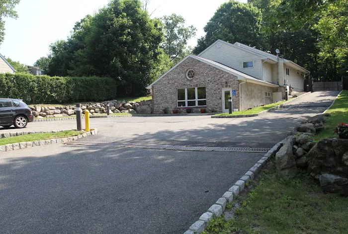 Franklin Turnpike Veterinary Hospital Picture 6
