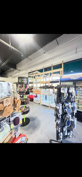 Jones Pet Outlet Picture 10