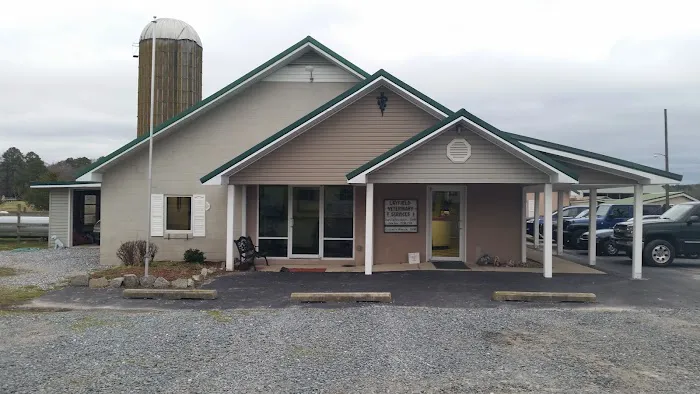 Layfield Veterinary Services Inc Picture 10