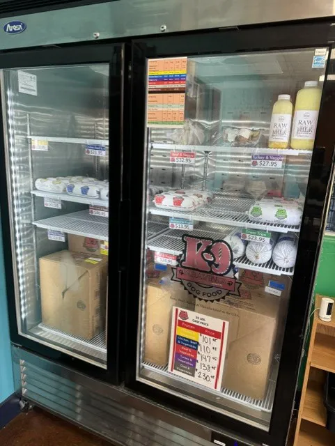 DFW Raw Dog Food @ Paws Up Daycare and Boarding Picture 2