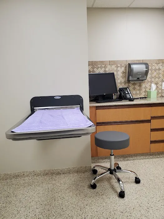 Metzger Animal Hospital: Mannino Shelly DVM Picture 7
