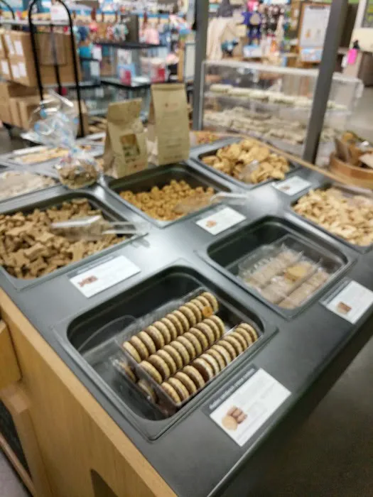 Petco Picture 4