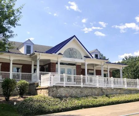 Bennett Creek Animal Hospital + PET Urgent Care