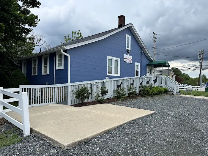 Highland Veterinary Hospital Picture 6