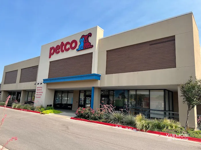 Petco Picture 3
