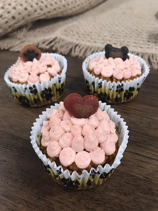 Bonnie's Pup Cakes Picture 5