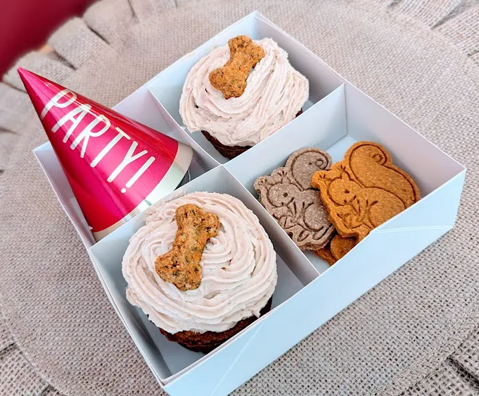 Droolin' Good Pet Bakery Picture 4