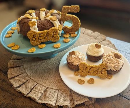 Droolin' Good Pet Bakery
