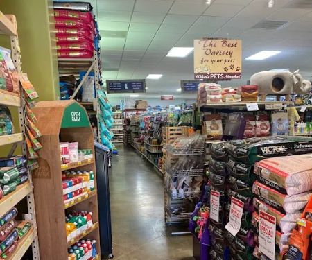 Whole Pets Market