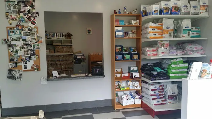J M Ritchie Veterinary Hospital Picture 3