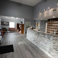 South Paw Animal Hospital ico