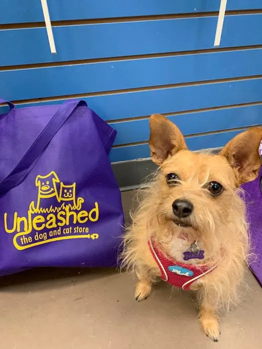 Unleashed, The Dog & Cat Store Crescent Commons Picture 8