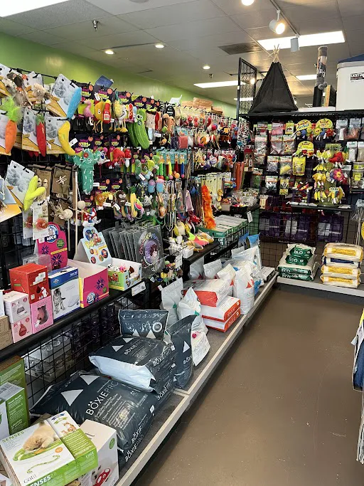 Unleashed, The Dog & Cat Store Crescent Commons Picture 6