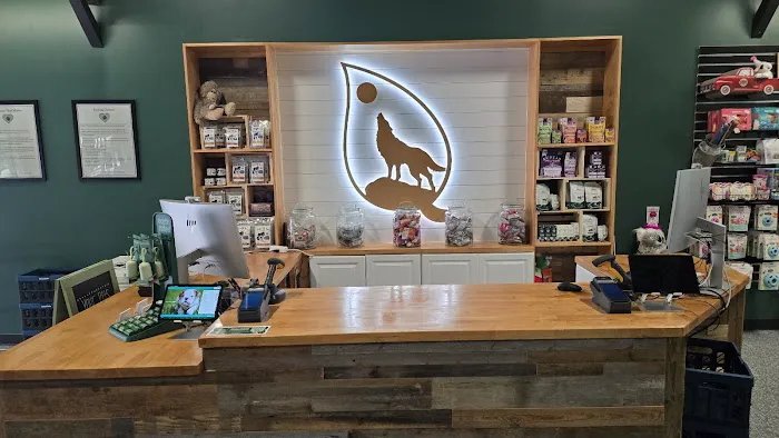 EarthWise Pet Supply & Grooming - Fuquay Picture 1