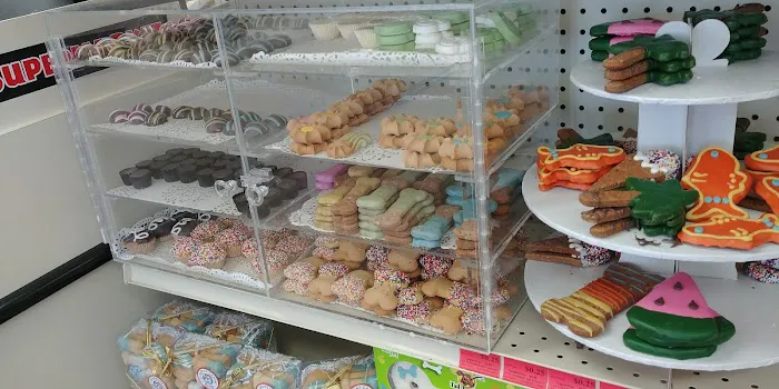 Pet Supermarket Picture 2