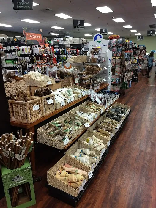 Naturally Unleashed Pet Nutrition Center Picture 4