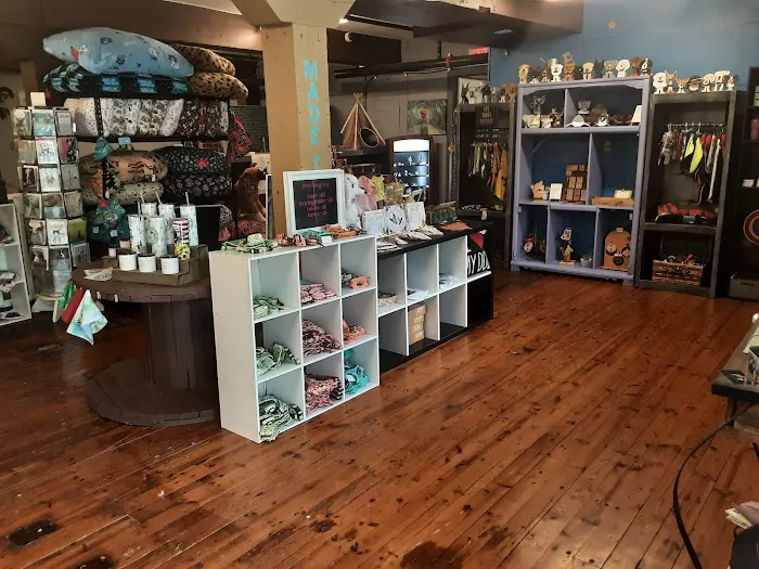 Howlin at the Moon Bakery Picture 2