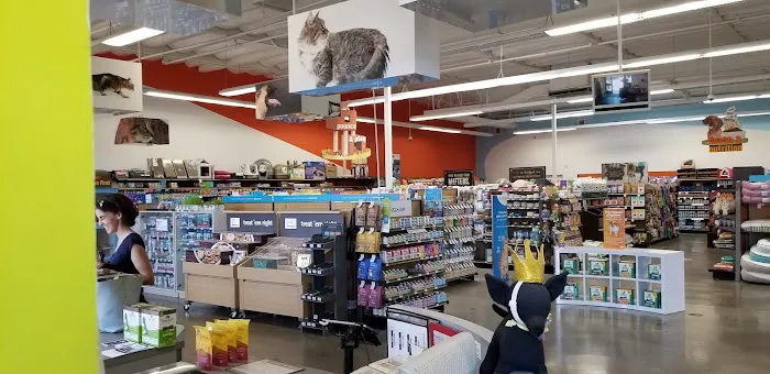 Unleashed by Petco Picture 9