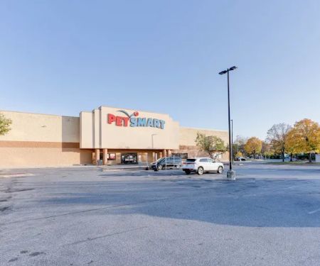 PetSmart Veterinary Services - Oxon Hill