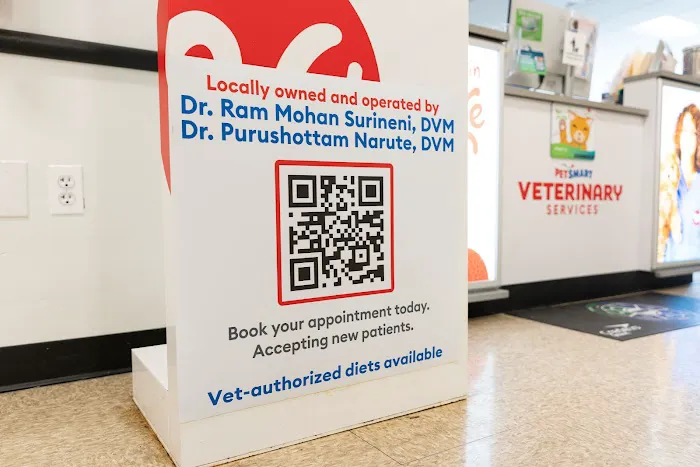 PetSmart Veterinary Services - Oxon Hill Picture 4