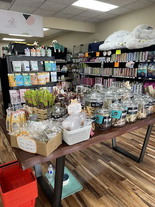 Hers Pet Shop Picture 6