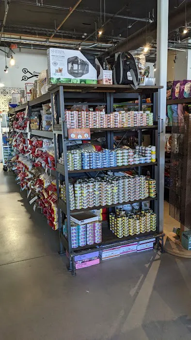 Carlsbad Pet & Feed - Vista Picture 5