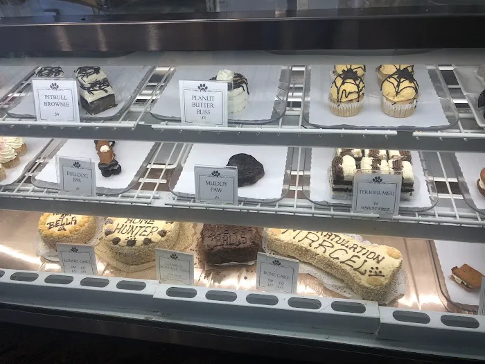 Le Marcel Bakery for Dogs Picture 3