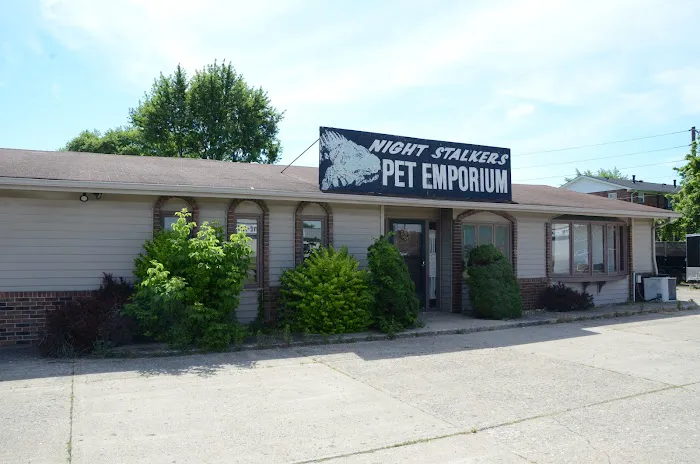 Night Stalkers Pet Emporium Picture 1