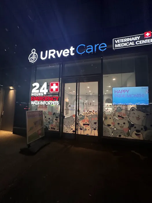 URvet Care Midtown Medical Center Picture 5