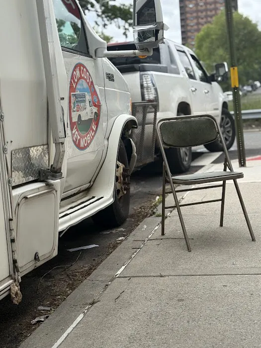 Low Cost Vet Mobile Picture 8