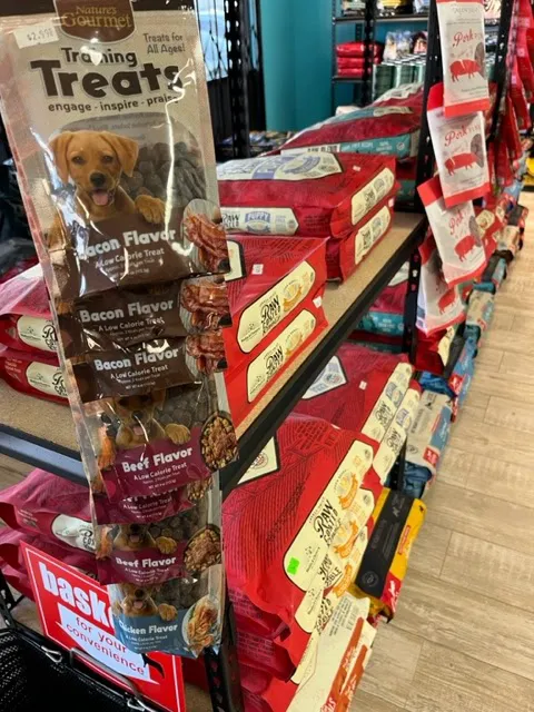 Paws Pet Food Picture 2