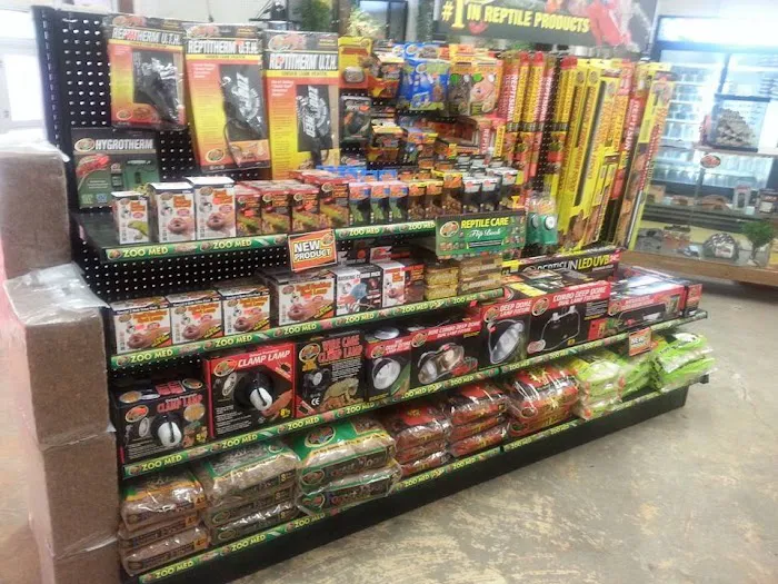 Rainbow Reptile Store Picture 10