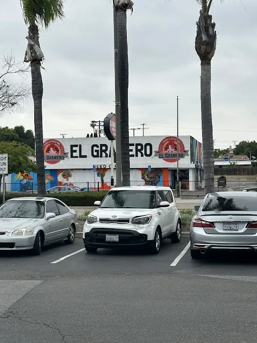 El Granero Feed & Pets Picture 3