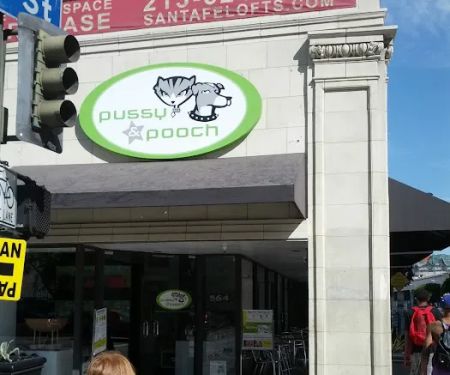 Pussy & Pooch Pethouse and Pawbar