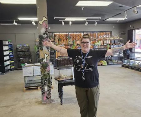 Valley Pet & Supply (+Grooming)