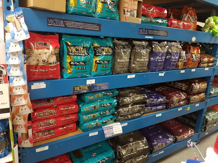 Friends Fur-Ever Pet Food & Supplies Picture 10