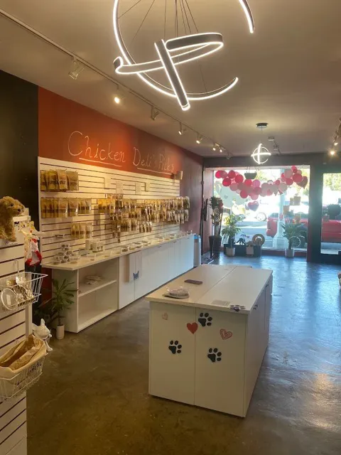 The Doggie’s Deli Picture 3