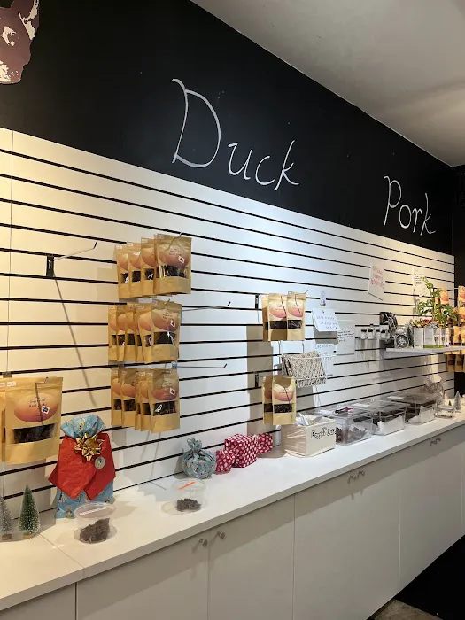 The Doggie’s Deli Picture 6