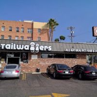 Tailwaggers & Tailwashers Hollywood ico